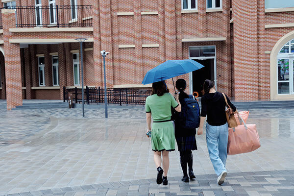 First Day,Hiba Academy Nantong